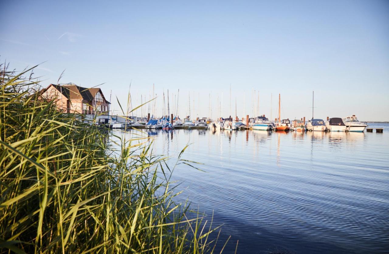 Bades Huk Marina Hotel Hohen Wieschendorf 외부 사진